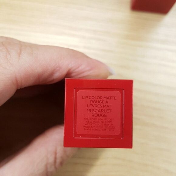 TOM FORD Matte Lipstick Shade 16 Scarlet Rouge Love Collection - Picture 4 of 5